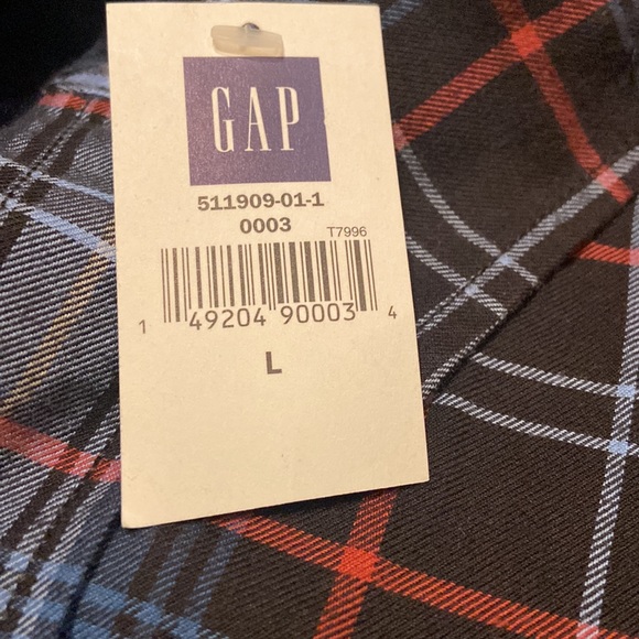 NWT GAP Size Large Fitted Plaid Button Down Shirt 100% Cotton - Picture 3 of 6